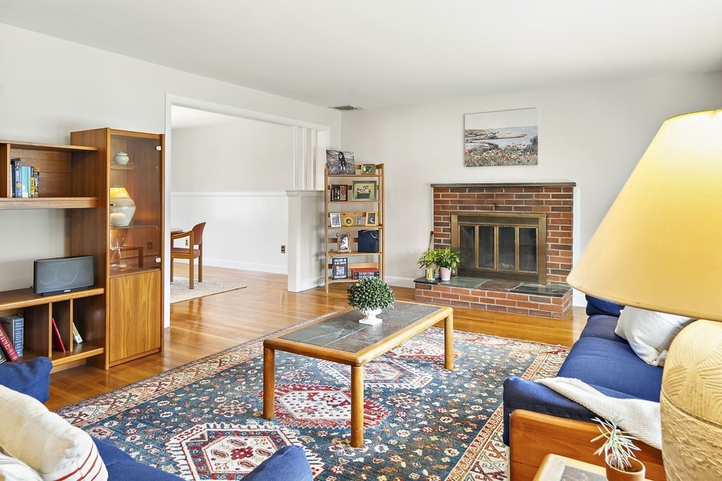 22 Albamont Road Winchester, MA 01890 - Photo 6 of 37 Gallery Image 6