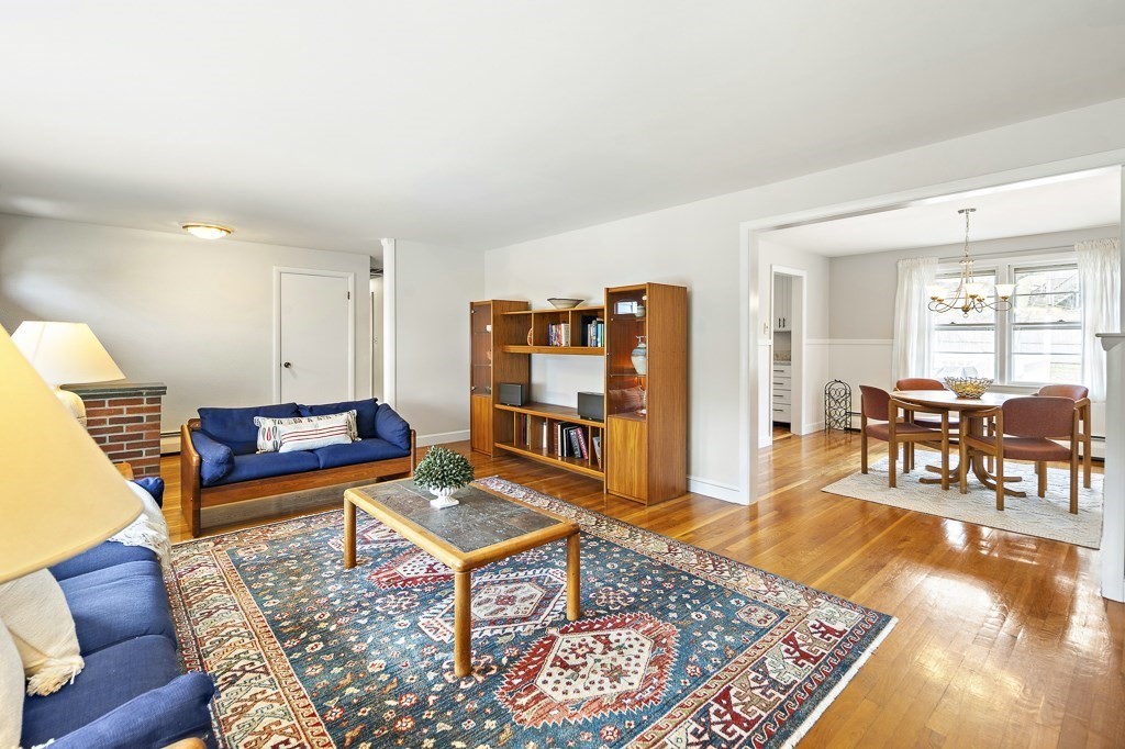 22 Albamont Road Winchester, MA 01890 - Photo 8 of 37 Gallery Image 8