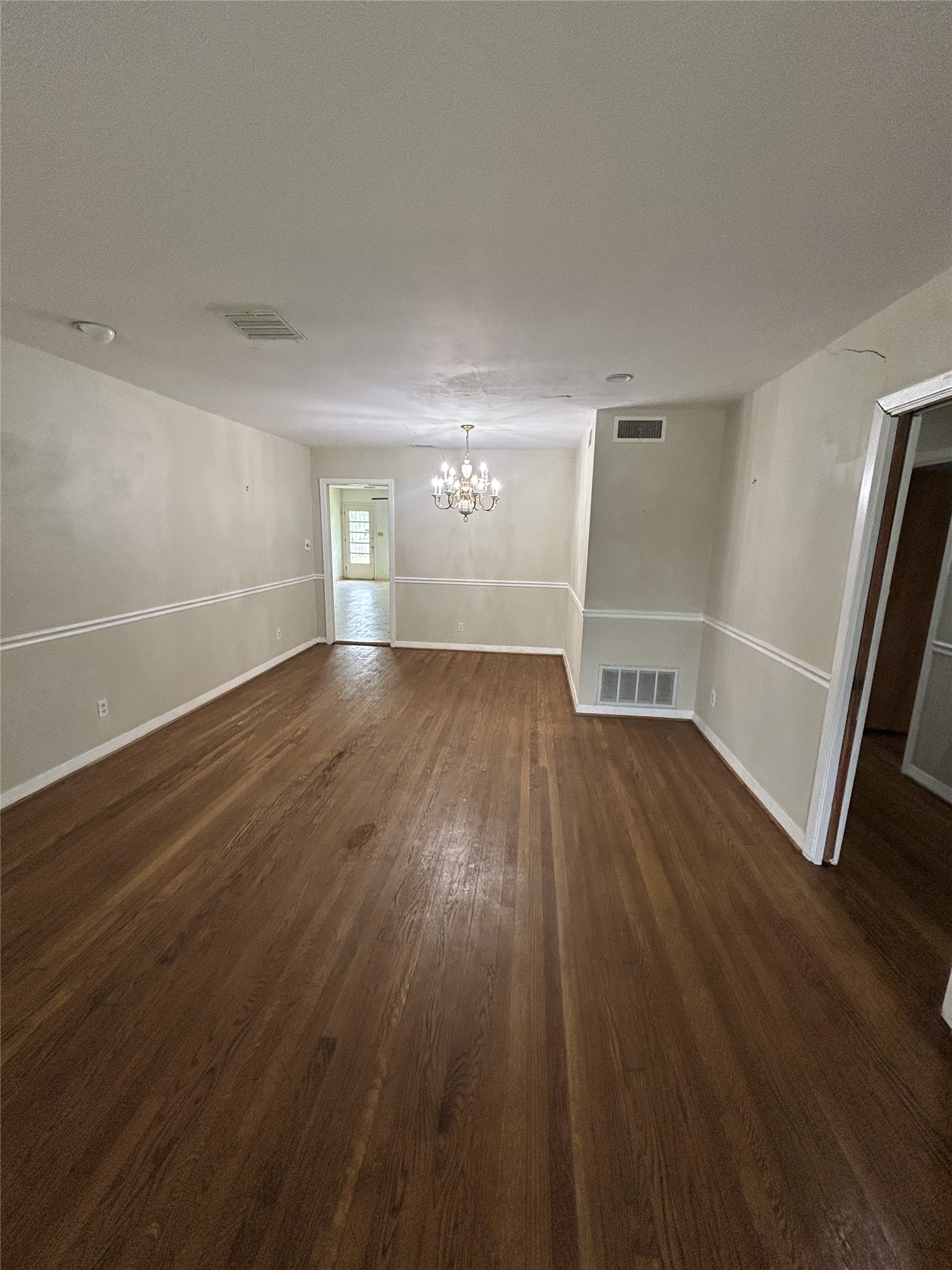 6207 Hirondel Houston, TX 77087 - Photo 10 of 19