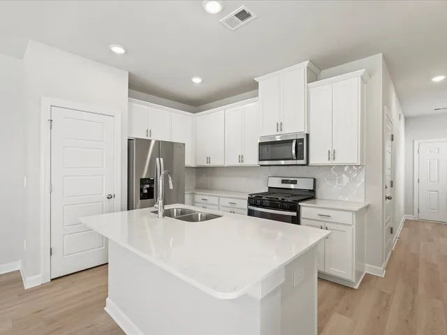 $226,900 | 827 Ernest Lane, Lyman, SC 29365