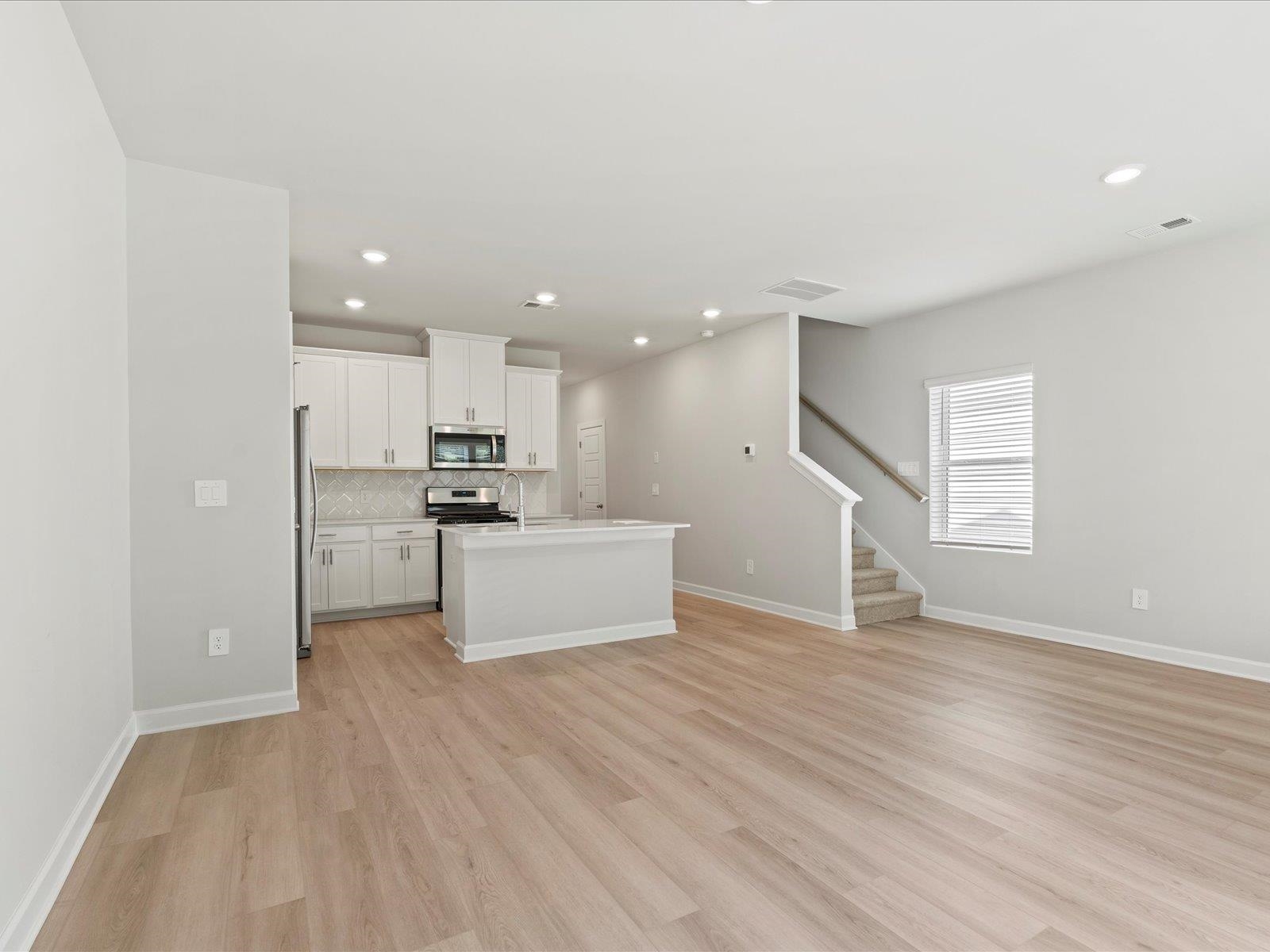 827 Ernest Lane Lyman, SC 29365 - Photo 5 of 27