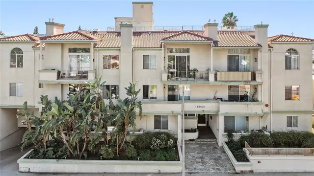$515,000 | 16940 Chatsworth Street, Unit 208, Granada Hills, CA 91344