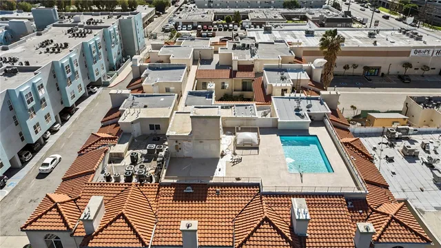 $515,000 | 16940 Chatsworth Street, Unit 208, Granada Hills, CA 91344