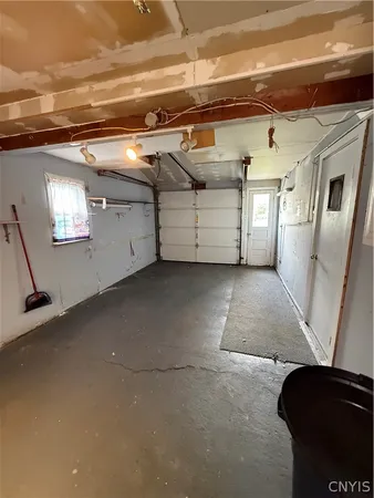 $184,900 | 2716 Green Street, Brutus, NY 13166