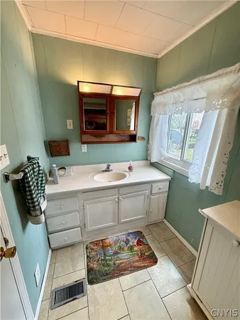 $184,900 | 2716 Green Street, Brutus, NY 13166