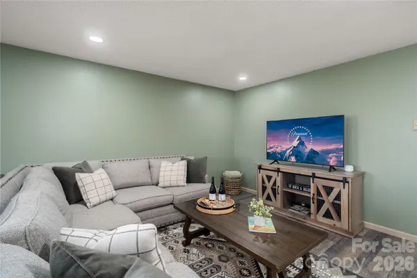 $550,000 | 37 Cherokee Trail, Fletcher, NC 28732