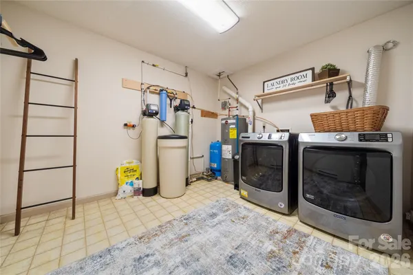 $550,000 | 37 Cherokee Trail, Fletcher, NC 28732