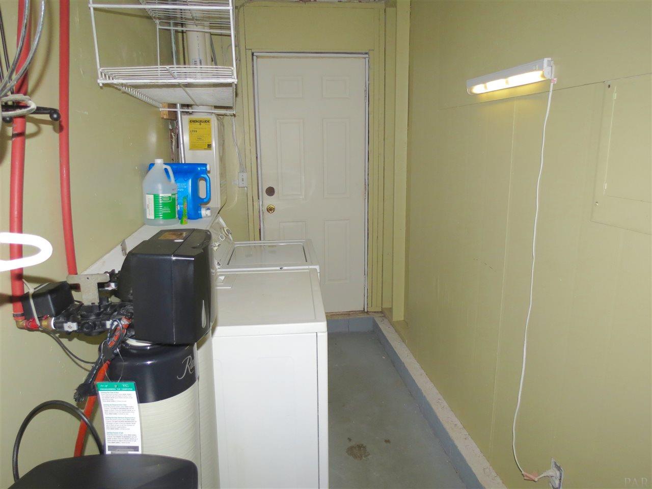 7960 Holgate Road Pensacola, FL 32514 - Photo 17 of 21 Gallery Image 17