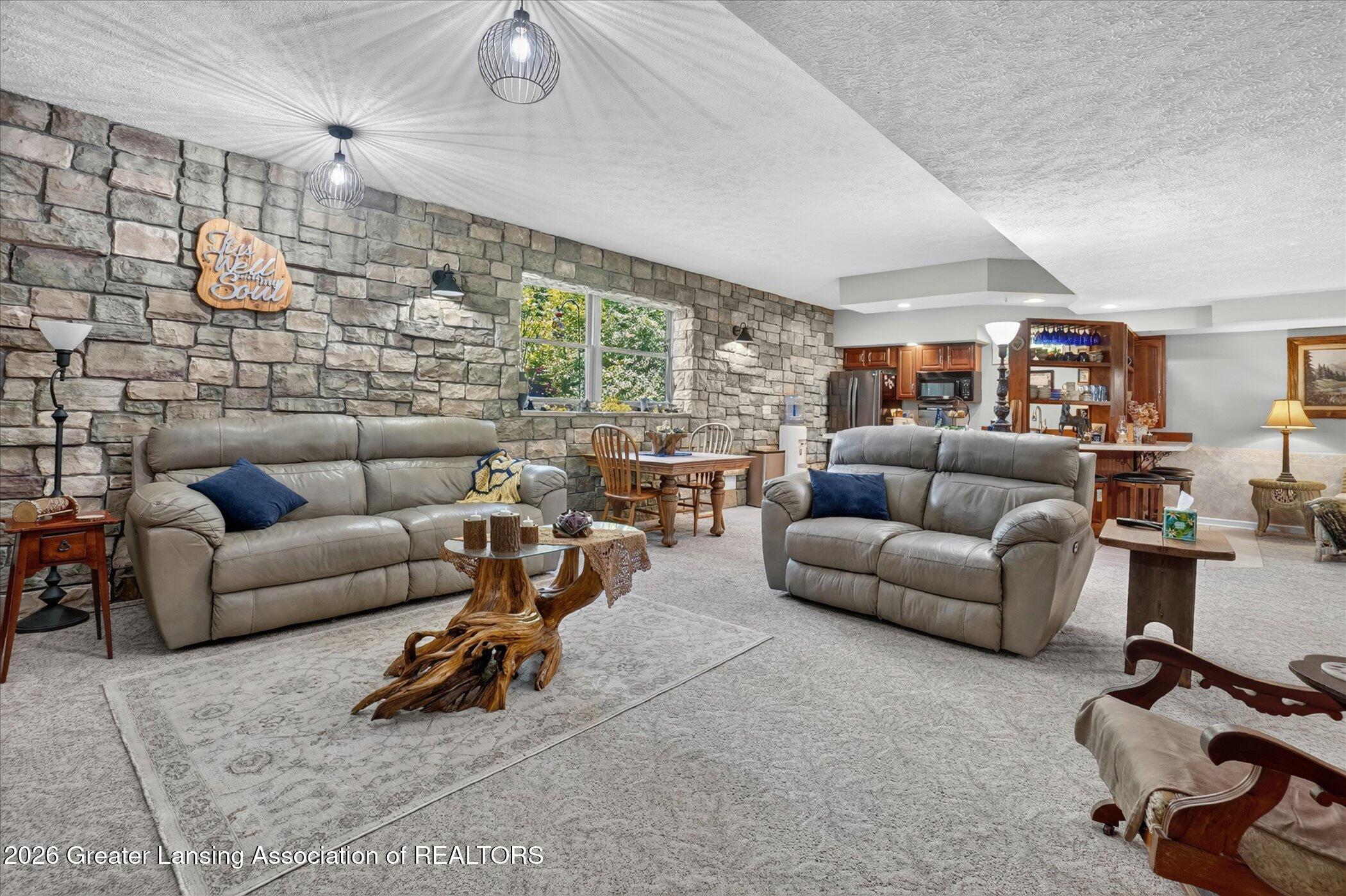 325 Priest Road Owosso, MI 48867 - Photo 31 of 86