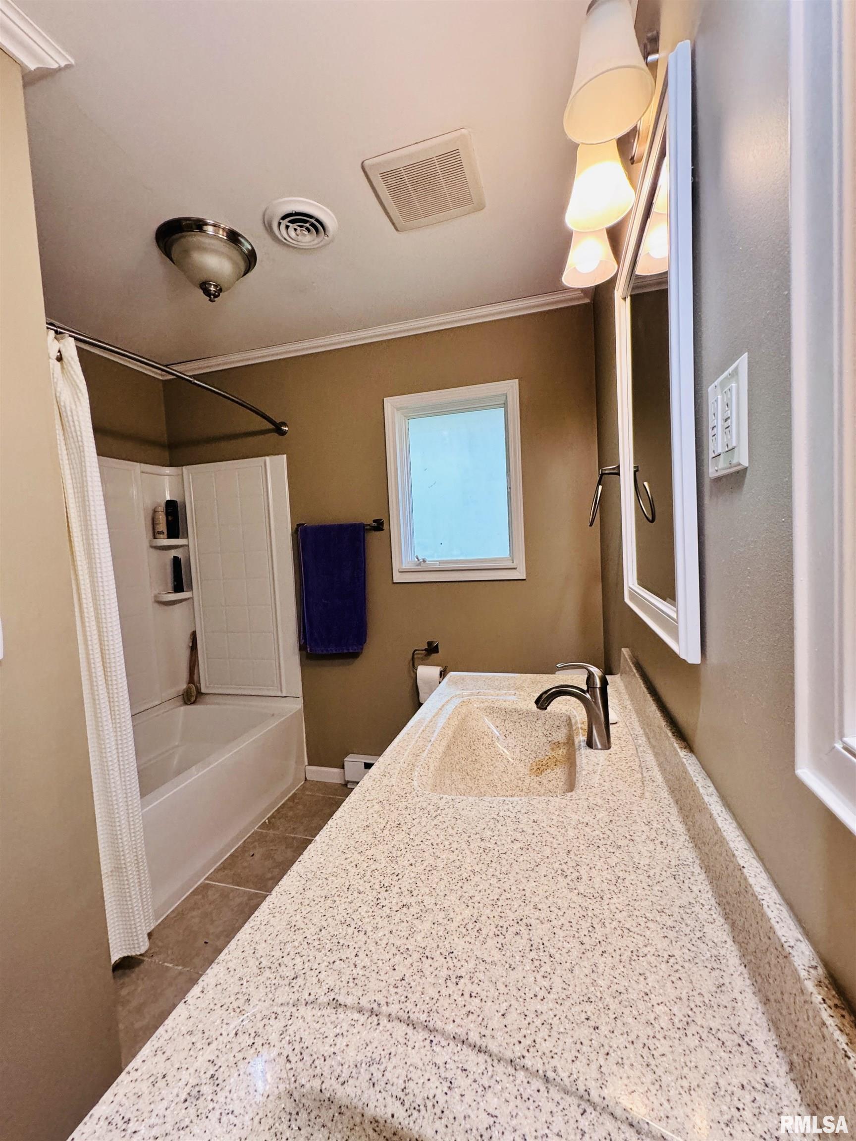 287 Jana Road Macomb, IL 61455 - Photo 15 of 33 Gallery Image 15