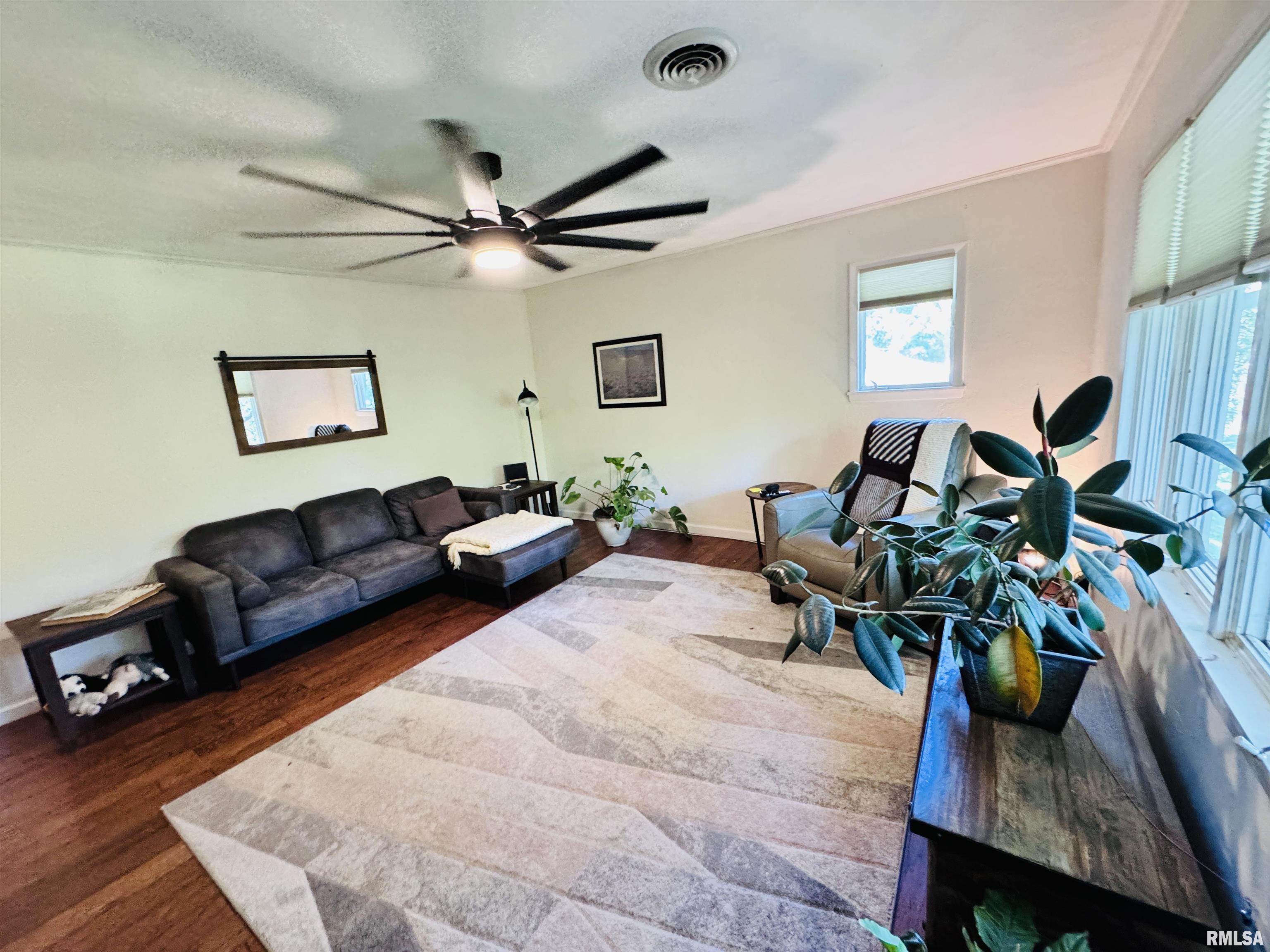 287 Jana Road Macomb, IL 61455 - Photo 9 of 33 Gallery Image 9