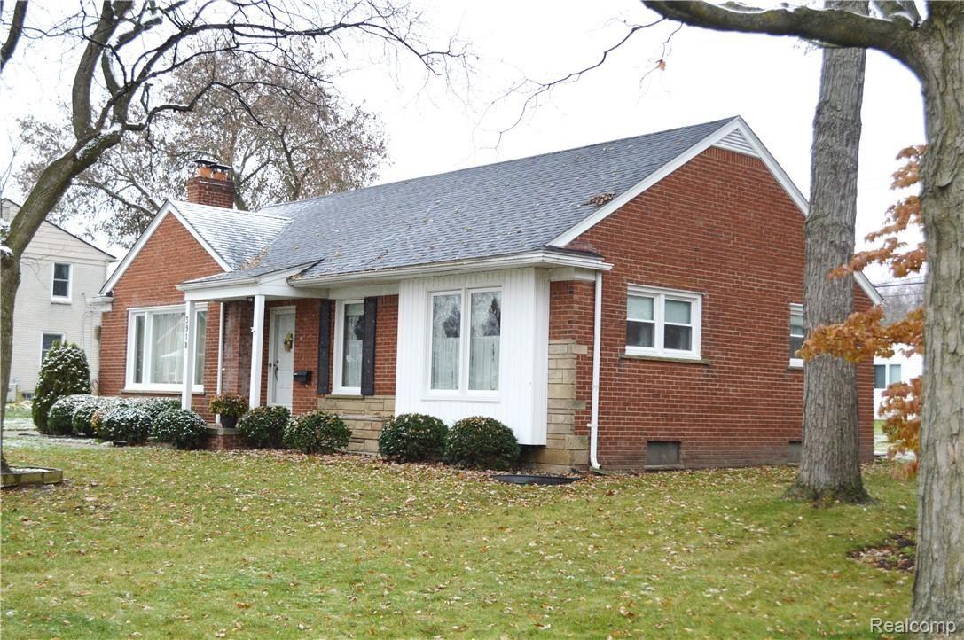 3918 Amherst Road Royal Oak, MI 48073 - Photo 34 of 34 Wintery 3918 Amherst