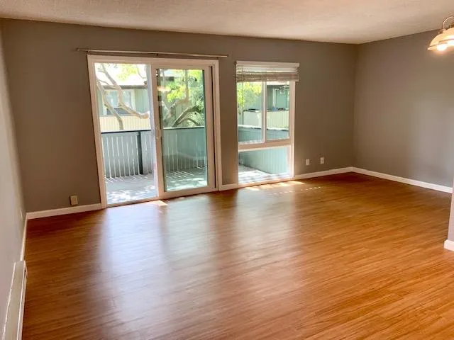 $2,100 | 143 Piccadilly Place, Unit D, San Bruno, CA 94066