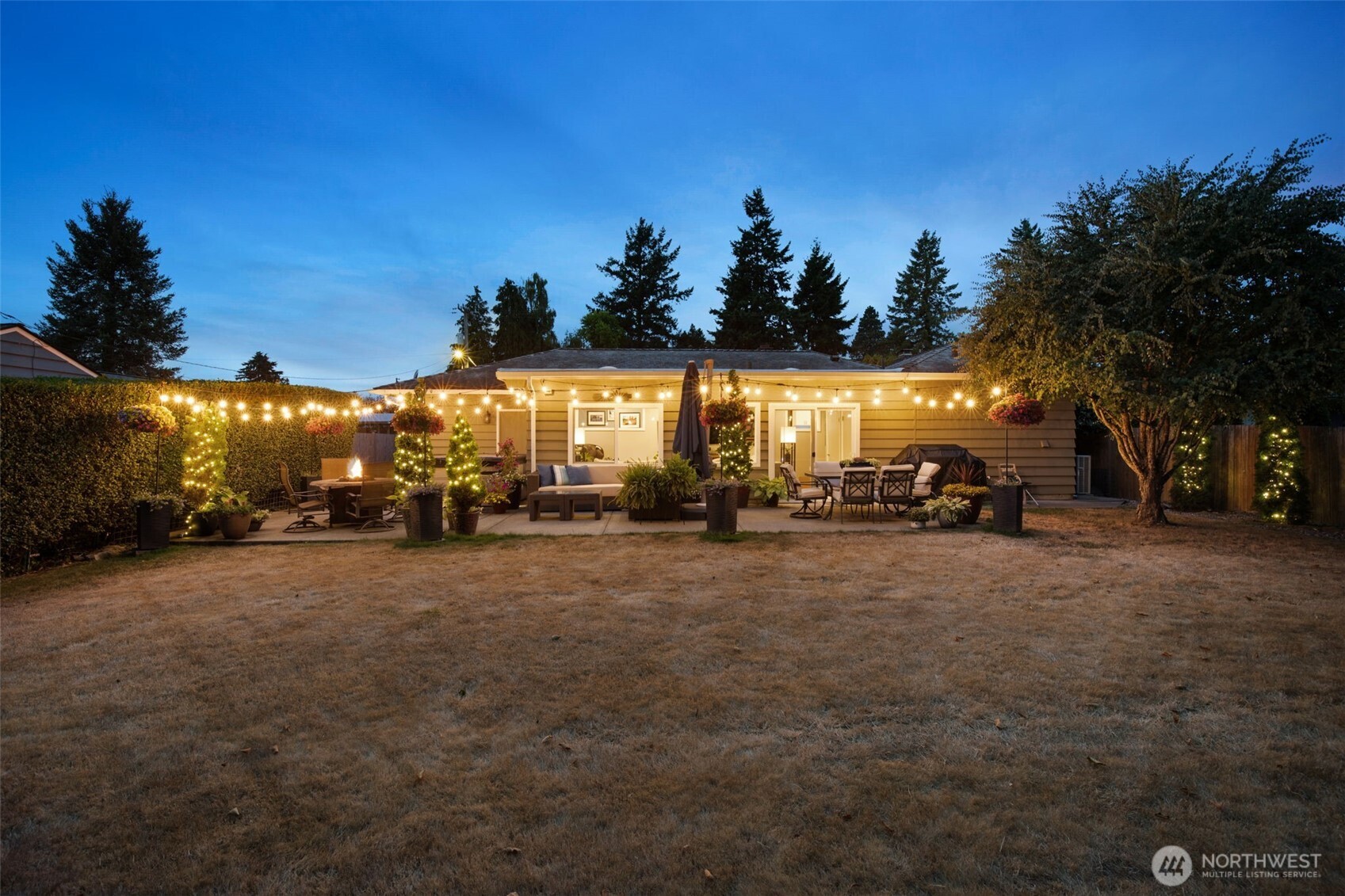 11462 35th Avenue Southwest Seattle, WA 98146 - Photo 23 of 26 a view of outdoor space with city view
