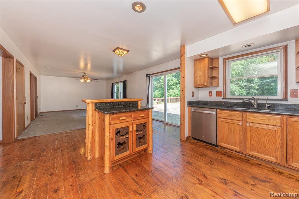 12050 Grames Road Milan, MI 48160 - Photo 13 of 37