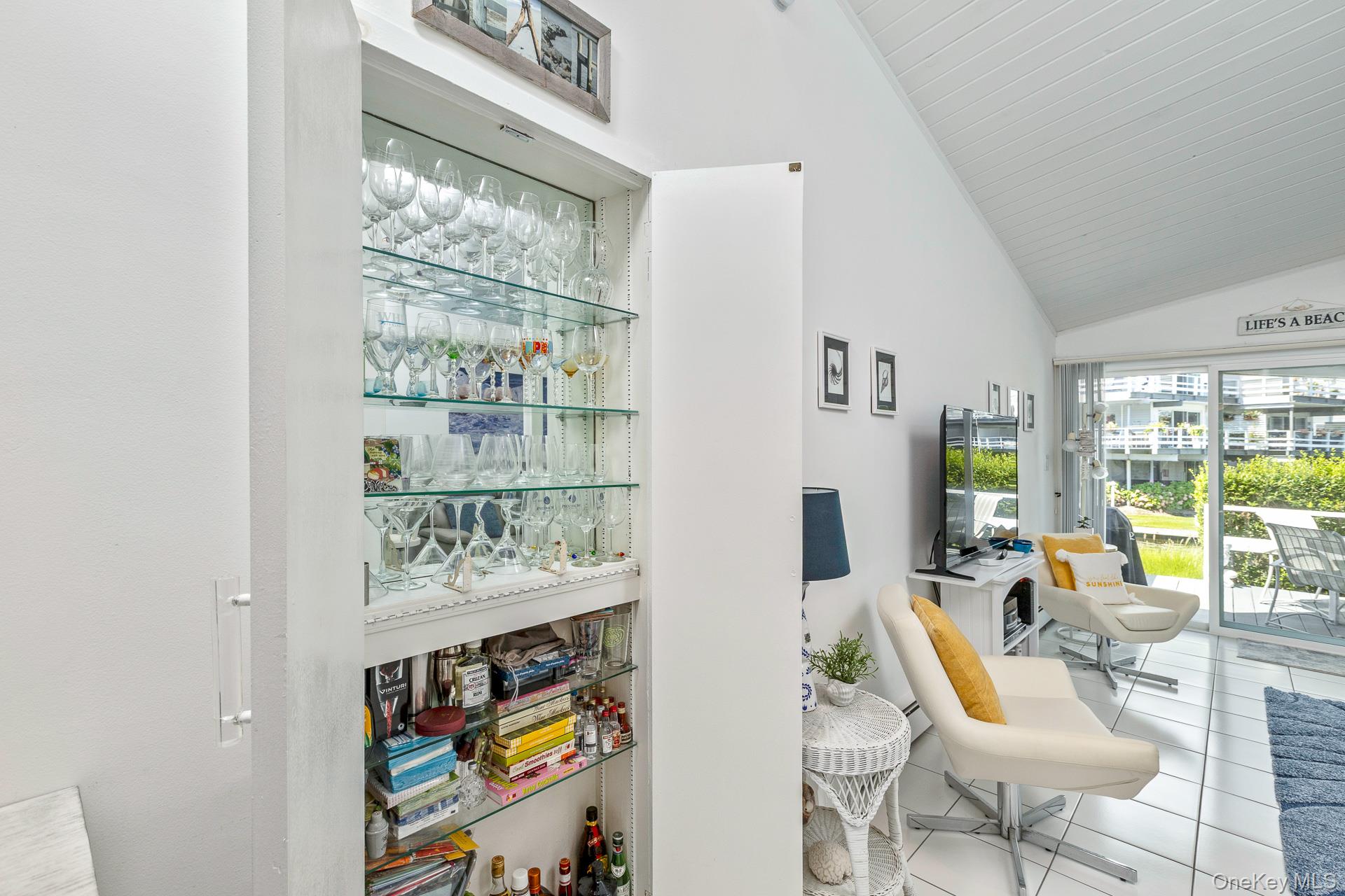 35 Library, Unit 8T Westhampton Beach, NY 11978 - Photo 10 of 34 Integrated Bar for entertaining
