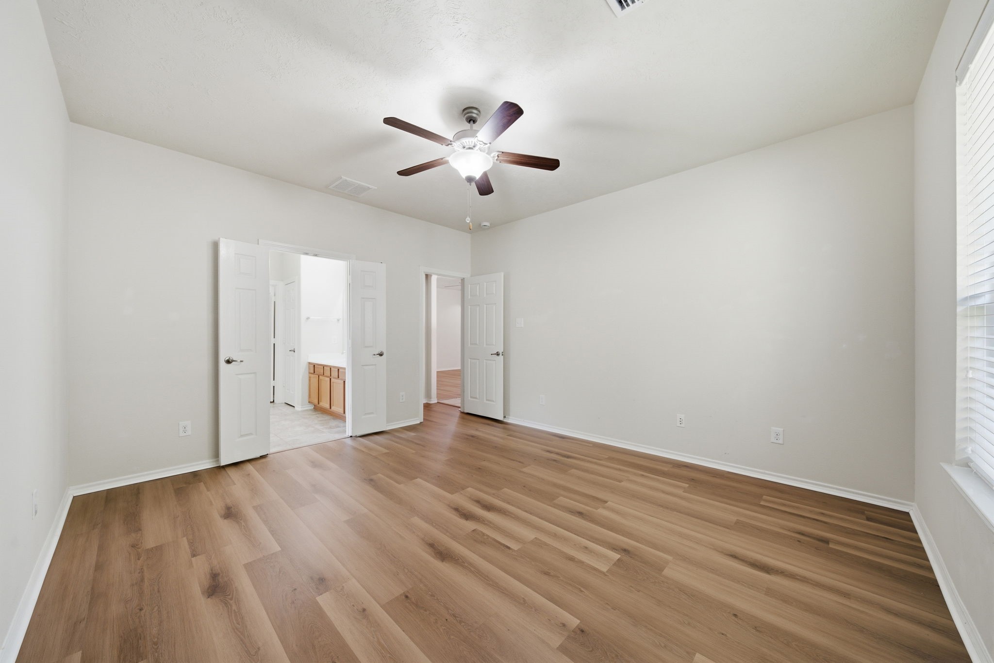 123 North Hawkhurst Circle Magnolia, TX 77354 - Photo 16 of 40
