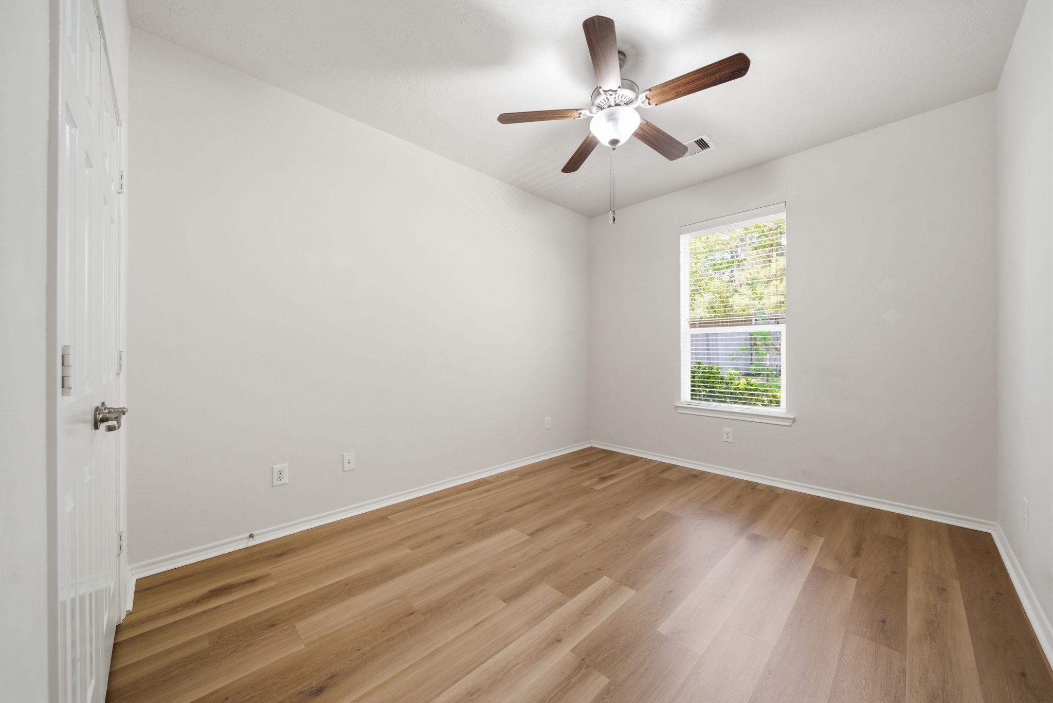 123 North Hawkhurst Circle Magnolia, TX 77354 - Photo 24 of 40