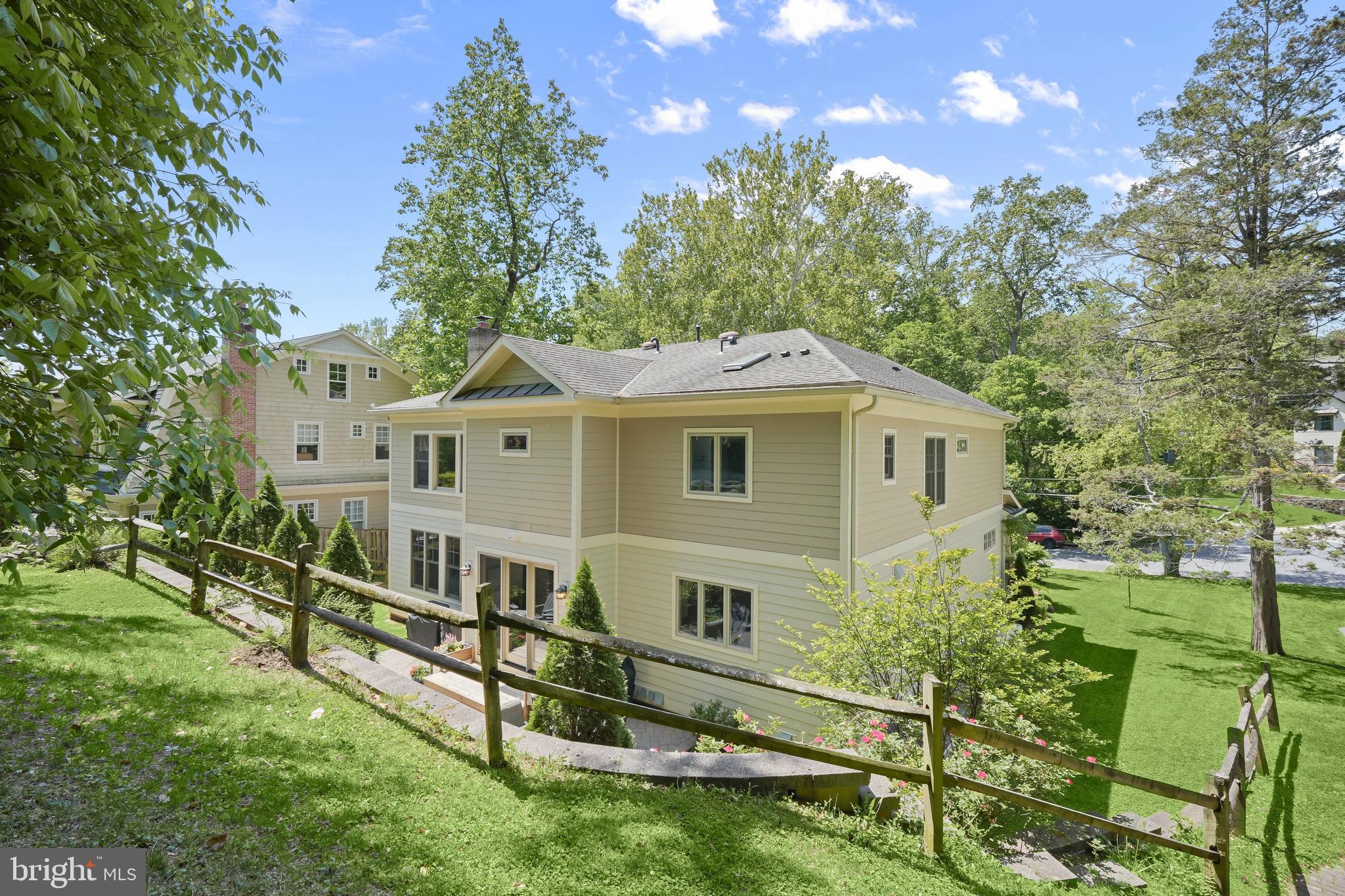 6314 Walhonding Road Bethesda, MD 20816 - Photo 44 of 46 Rear Yard