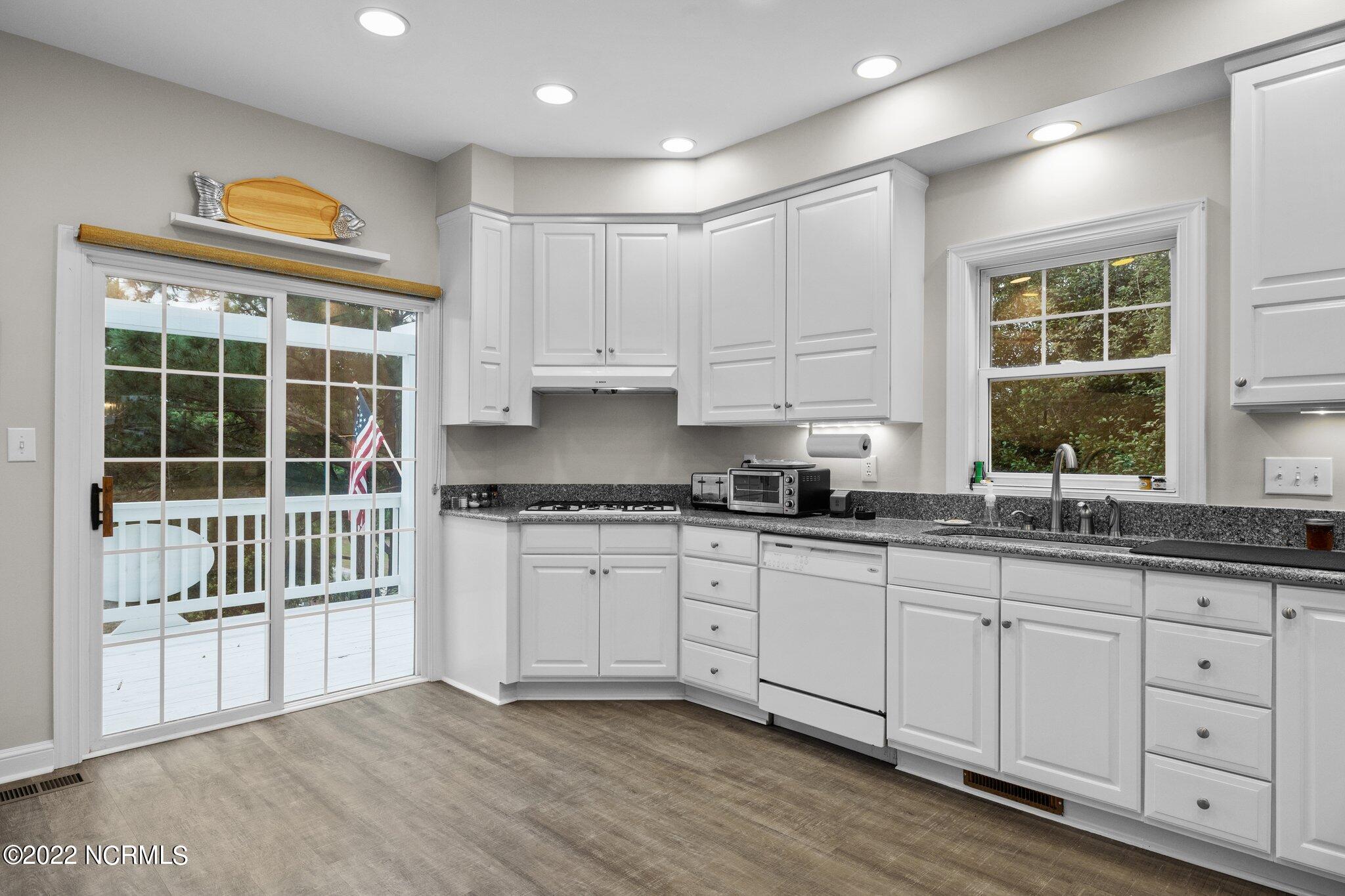 9920 Bluff Road Emerald Isle, NC 28594 - Photo 18 of 57 57-web-or-mls-_S3A2883