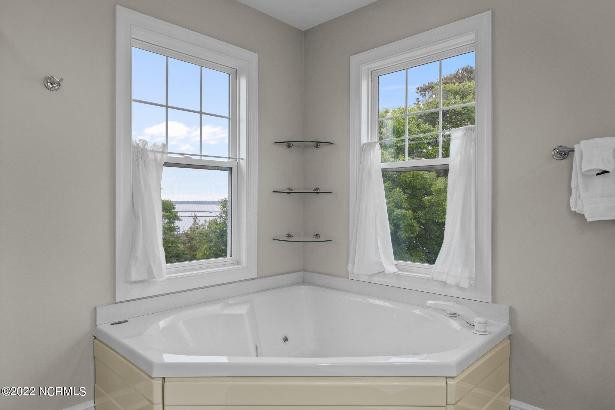 9920 Bluff Road Emerald Isle, NC 28594 - Photo 30 of 57 34-web-or-mls-_S3A2712