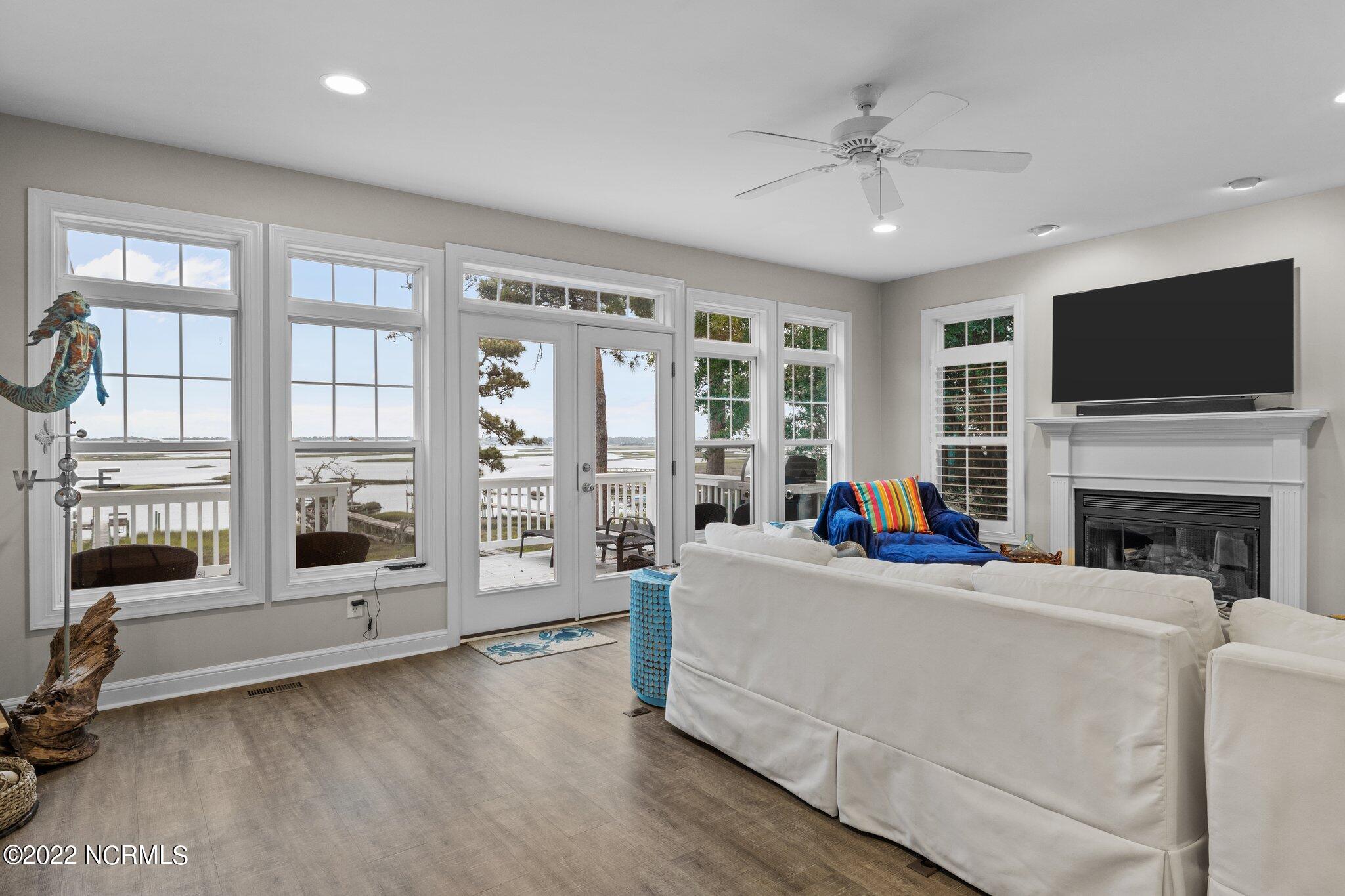 9920 Bluff Road Emerald Isle, NC 28594 - Photo 9 of 57 48-web-or-mls-_S3A2793