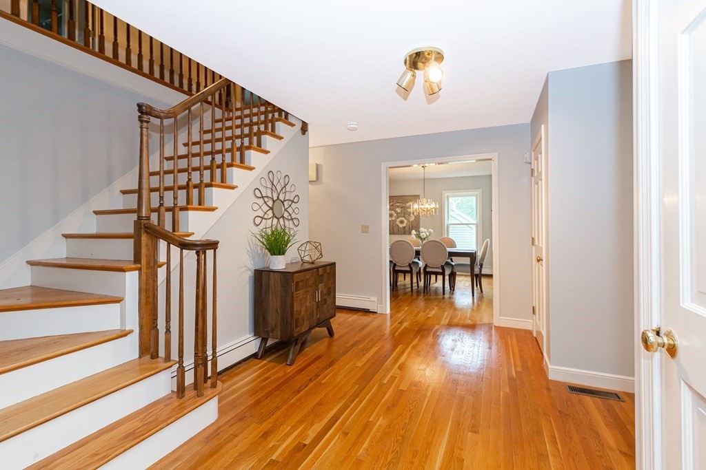 23 Butterfield Road Lexington, MA 02420 - Photo 4 of 39 Gallery Image 4