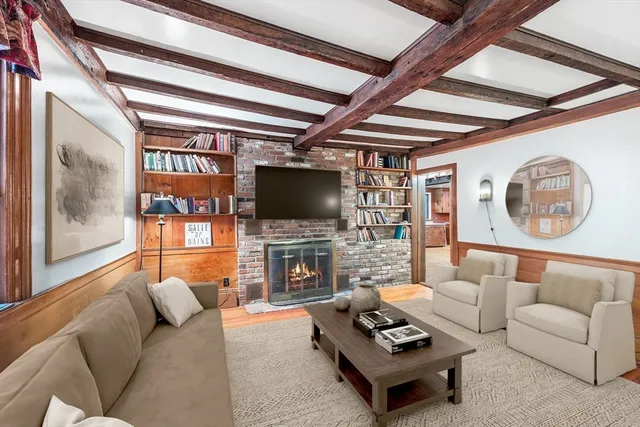 $659,900 | 7 Sullivan Street, North Andover, MA 01845