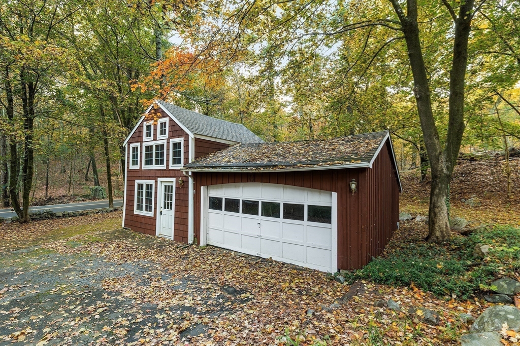 7 Sullivan Street North Andover, MA 01845 - Photo 36 of 41