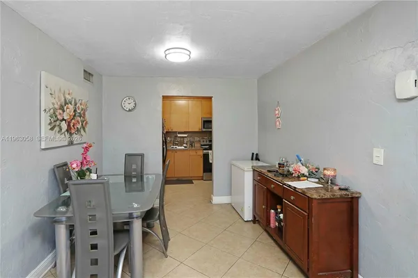 $239,900 | 1275 West 35th Street, Unit 45B, Hialeah, FL 33012