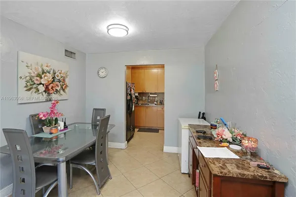 $239,900 | 1275 West 35th Street, Unit 45B, Hialeah, FL 33012