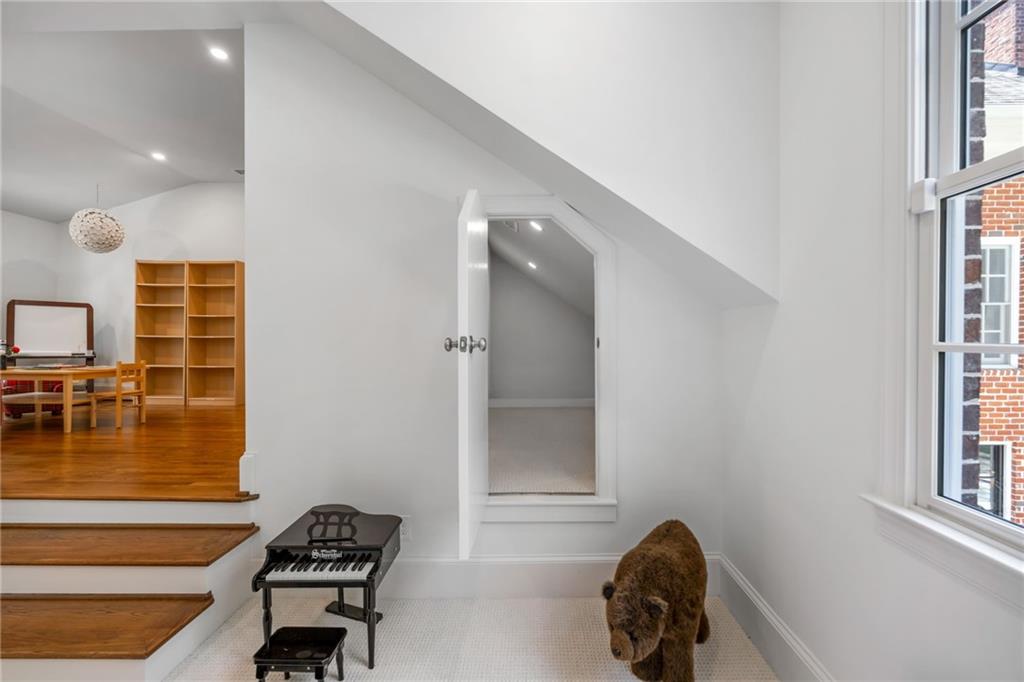 4777 Riverview Road Northwest Sandy Springs, GA 30327 - Photo 38 of 65 Gallery Image 38