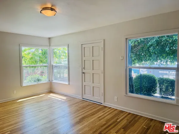 $3,295 | 1313 Douglas Street, Los Angeles, CA 90026