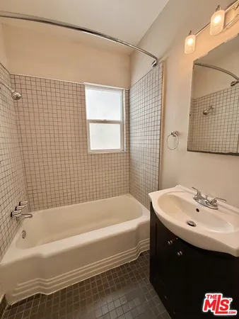 $3,295 | 1313 Douglas Street, Los Angeles, CA 90026