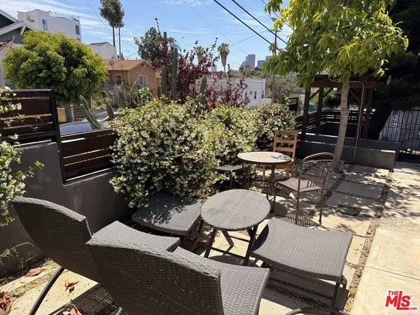 $3,295 | 1313 Douglas Street, Los Angeles, CA 90026
