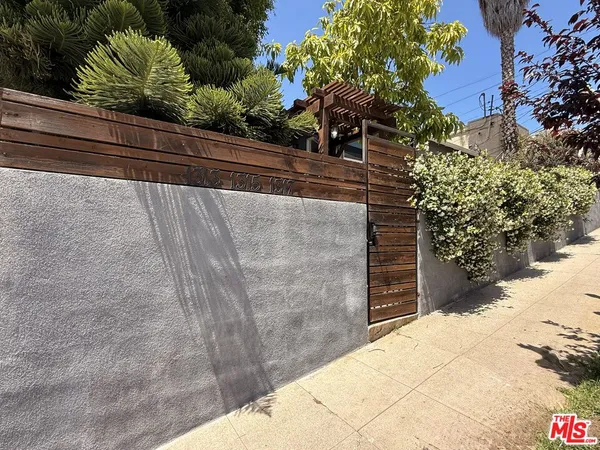 $3,295 | 1313 Douglas Street, Los Angeles, CA 90026
