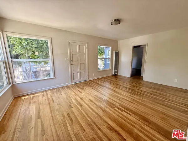 $3,295 | 1313 Douglas Street, Los Angeles, CA 90026