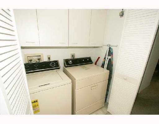 5359 Buckhead Circle Boca Raton, FL 33431 - Photo 8 of 8 a utility room with dryer and washer