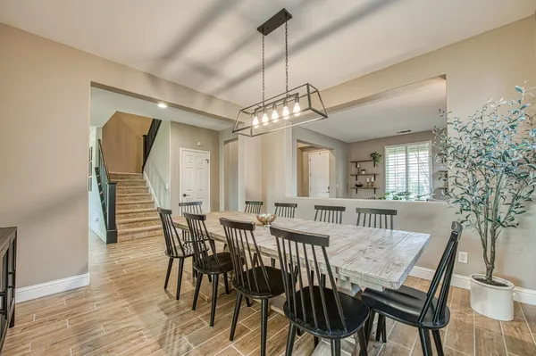 $695,000 | 4686 North Arrow Ridge Way, Clovis, CA 93619