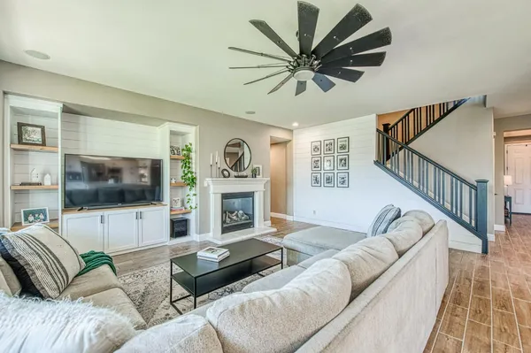 $695,000 | 4686 North Arrow Ridge Way, Clovis, CA 93619