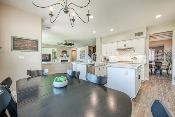 $695,000 | 4686 North Arrow Ridge Way, Clovis, CA 93619
