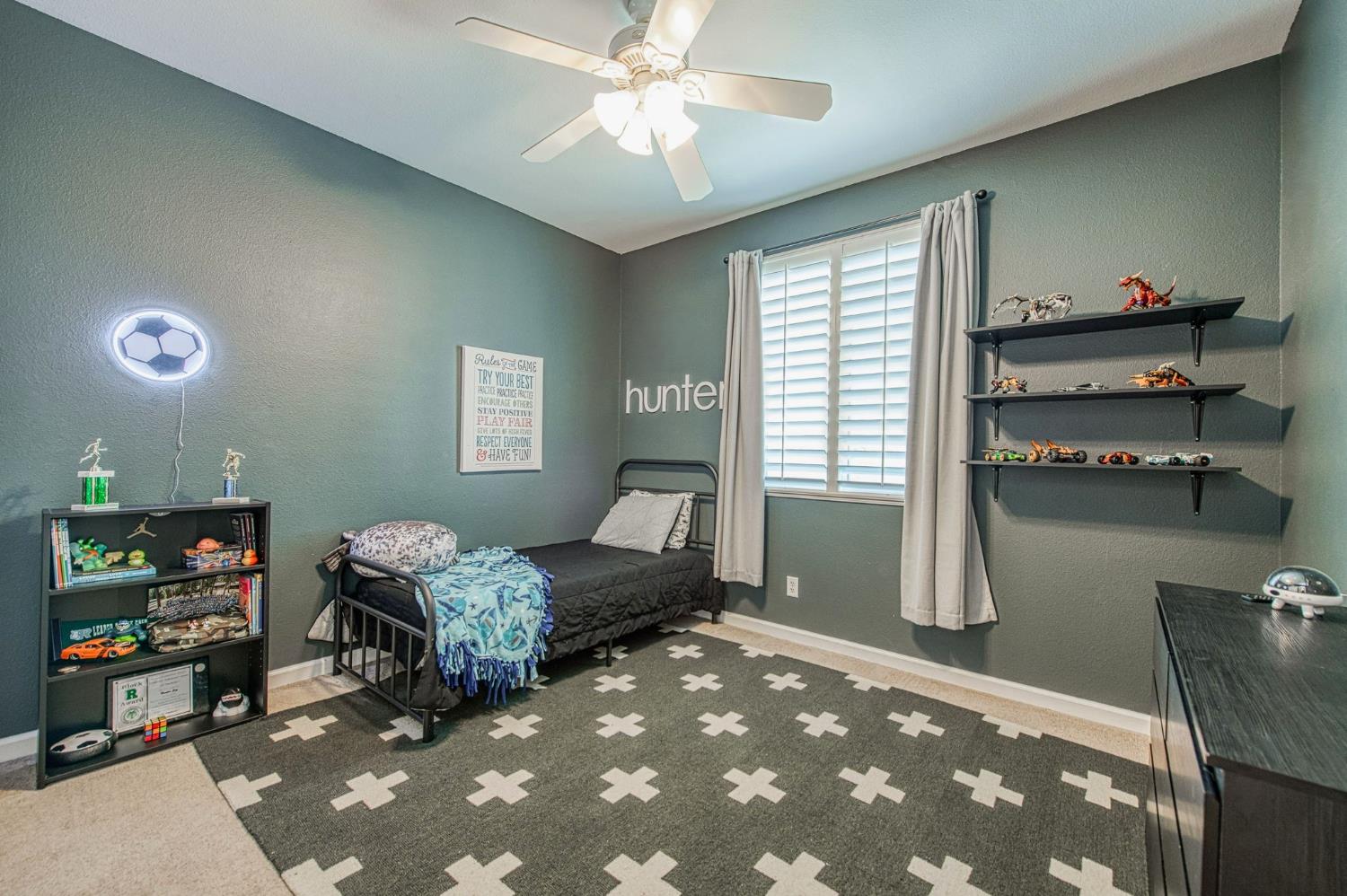 4686 North Arrow Ridge Way Clovis, CA 93619 - Photo 36 of 62