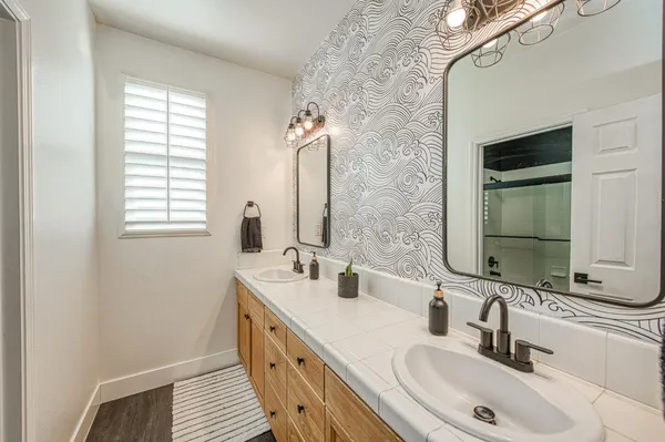 $695,000 | 4686 North Arrow Ridge Way, Clovis, CA 93619