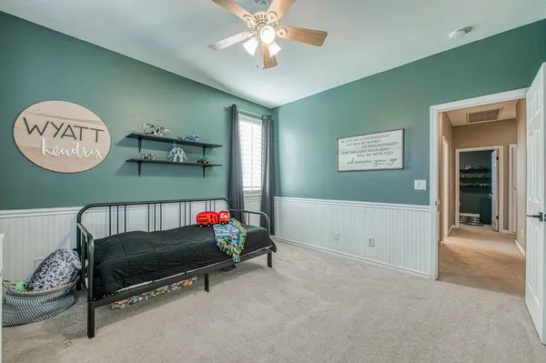 $695,000 | 4686 North Arrow Ridge Way, Clovis, CA 93619