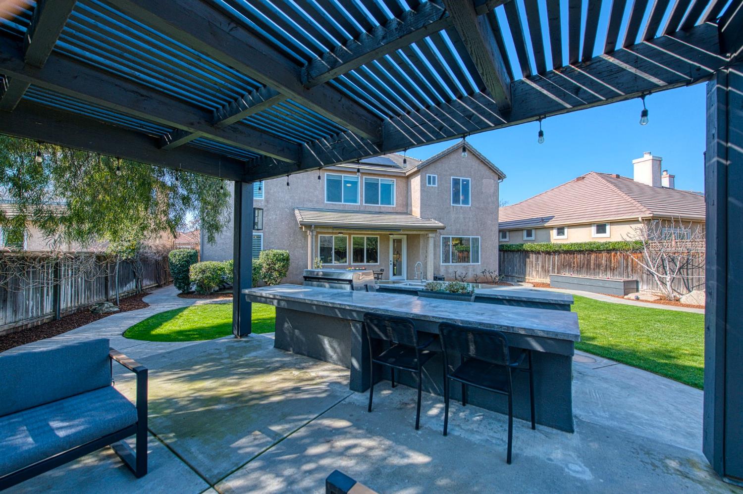 4686 North Arrow Ridge Way Clovis, CA 93619 - Photo 49 of 62