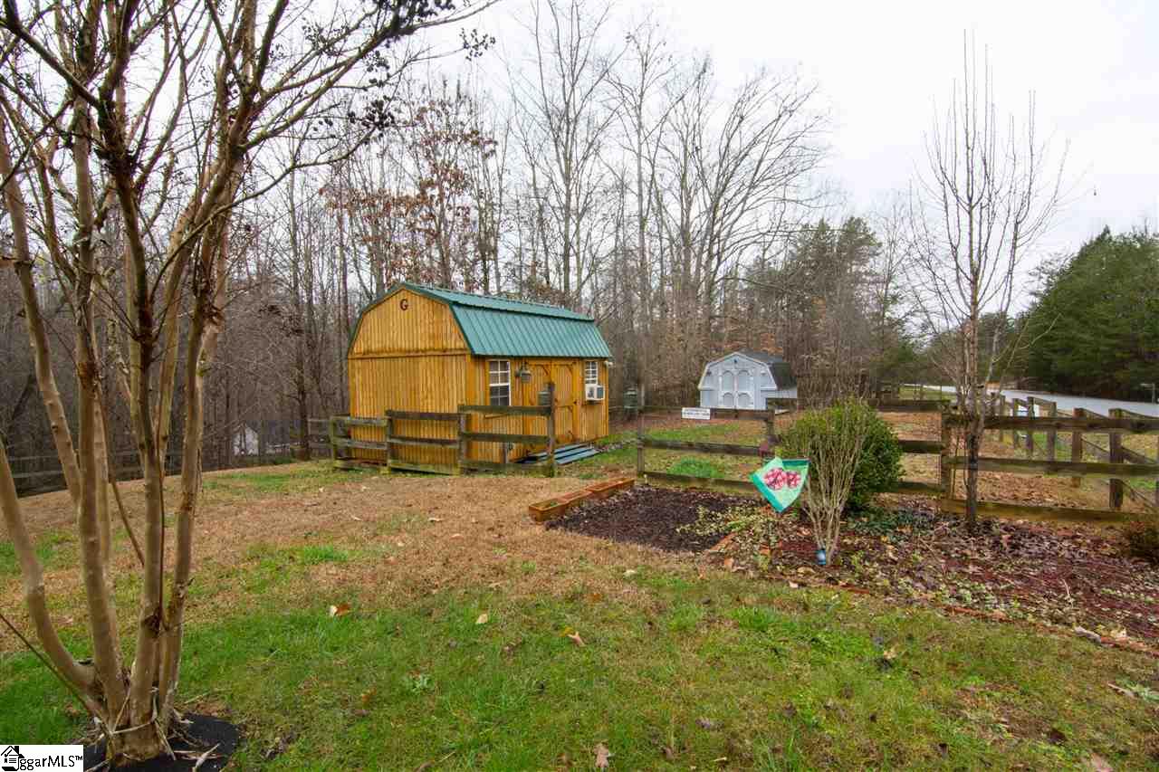 427 Carousel Road Gray Court, SC 29645 - Photo 21 of 30