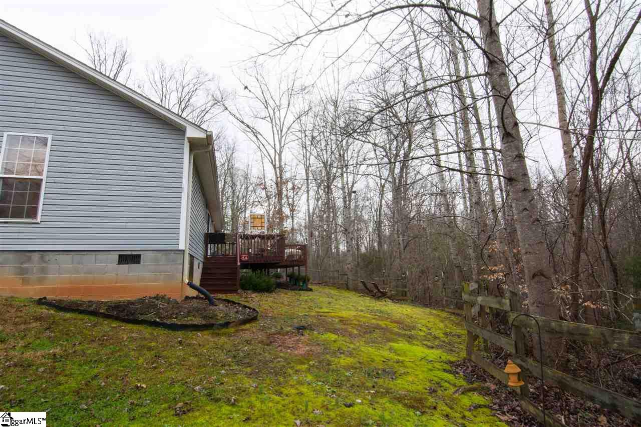 427 Carousel Road Gray Court, SC 29645 - Photo 22 of 30