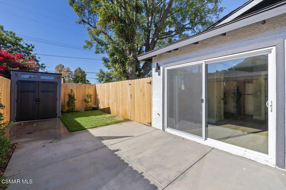 1069 Donner Avenue, Unit B Simi Valley, CA 93065 - Photo 2 of 7