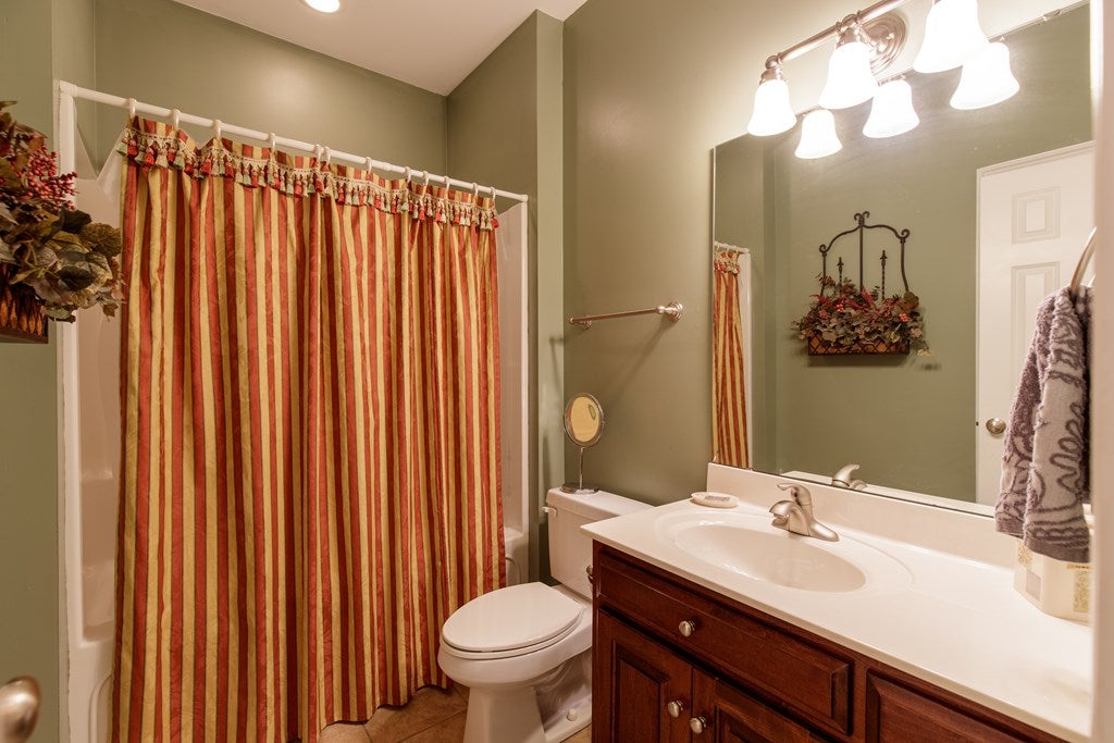 4456 Plantation Crest Road Valdosta, GA 31602 - Photo 25 of 33 Gallery Image 25