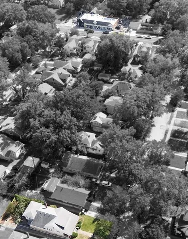 $320,000 | 5809 Kenwood Avenue, Kansas City, MO 64110